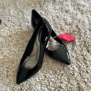 Black patent leather high heels